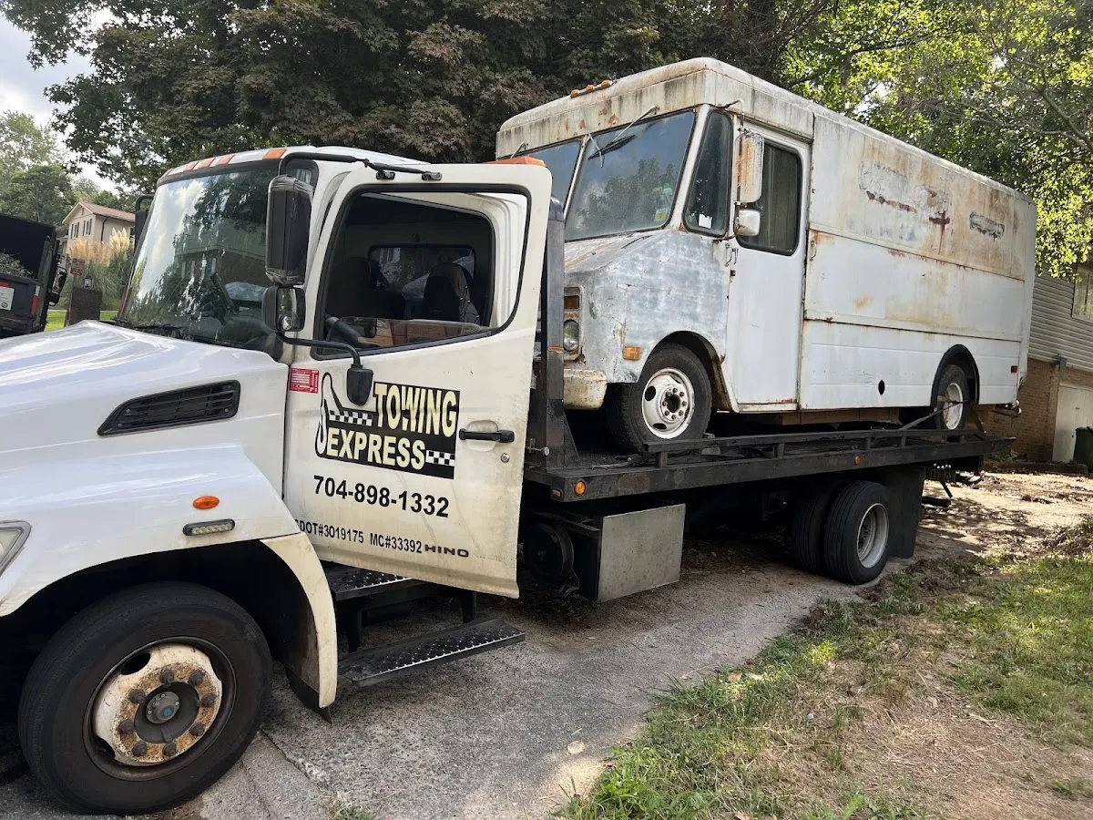 Towing Express LLC
