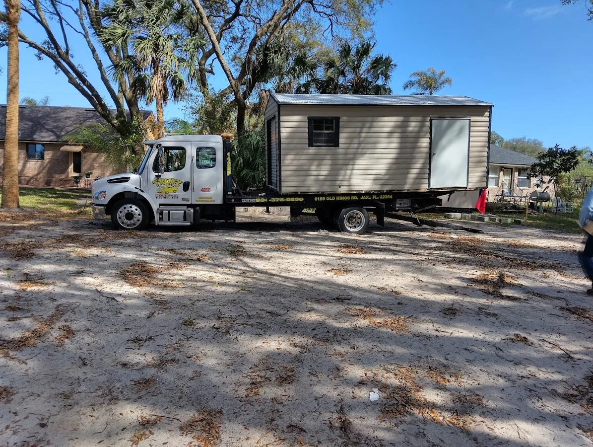 Troyz Towing & Storage