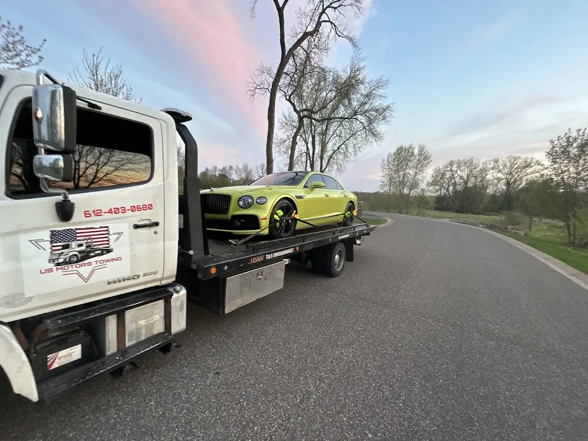 US Motors Towing