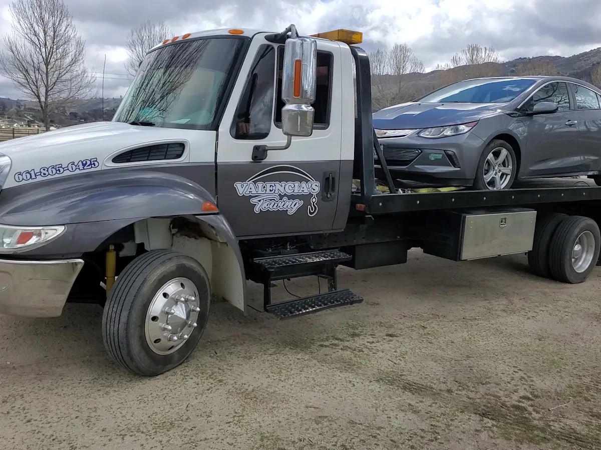 Valencia's Towing