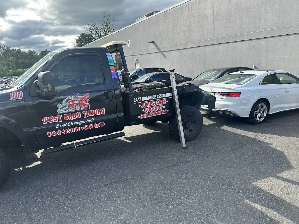 West Bro's Towing